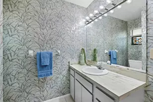 4114 Roberts Point Cir, Sarasota, FL 34242 - Photo 16