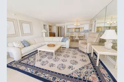 2675 Gulf Of Mexico Drive #203, Longboat Key, FL 34228 - Photo 6