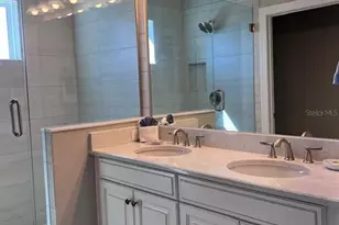 5569 Cannes Cir, Sarasota, FL 34231 - Photo 6