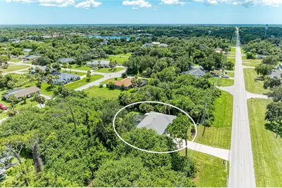 18565 Edgewater Drive, Port Charlotte, FL 33948 - Photo 38