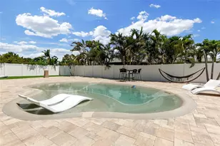 7221 15th Ave Dr W, Bradenton, FL 34209 - Photo 4