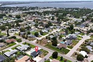 7221 15th Ave Dr W, Bradenton, FL 34209 - Photo 2