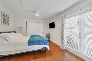 2469 Waldemere St, Sarasota, FL 34239 - Photo 16