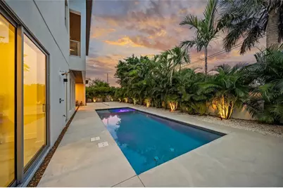 2532 Fruit Tree Drive, Sarasota, FL 34239 - Photo 46