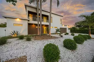 2532 Fruit Tree Dr, Sarasota, FL 34239 - Photo 48