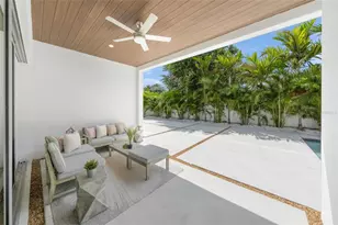 2532 Fruit Tree Dr, Sarasota, FL 34239 - Photo 28