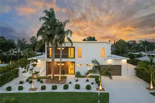 2532 Fruit Tree Dr, Sarasota, FL 34239 - Photo 1