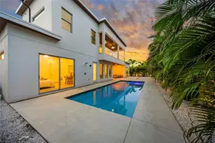 2532 Fruit Tree Dr, Sarasota, FL 34239 - Photo 54