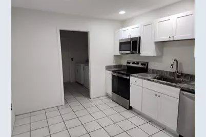 1120 36th Street W #A, Bradenton, FL 34205 - Photo 6