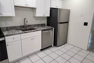 1120 36th St W, Bradenton, FL 34205 - Photo 4