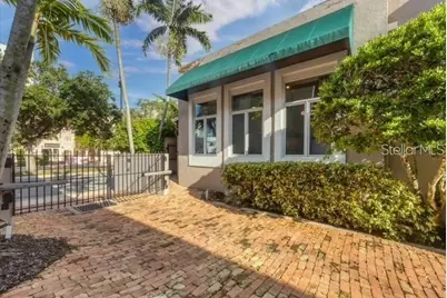 200 Cocoanut Avenue #7, Sarasota, FL 34236 - Photo 2