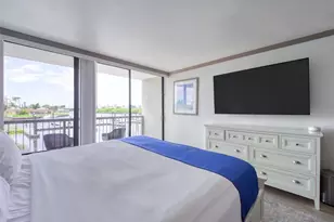 7150 N Tamiami Trl, Sarasota, FL 34243 - Photo 8
