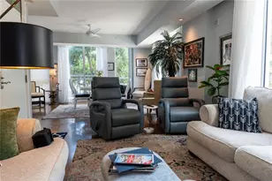 1350 Main St, Sarasota, FL 34236 - Photo 4