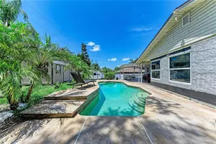 1520 Sunnyhills Dr, Brandon, FL 33510 - Photo 34