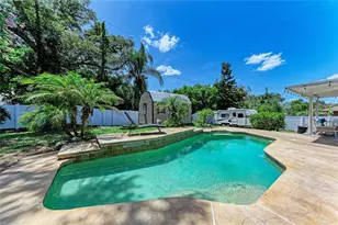 1520 Sunnyhills Dr, Brandon, FL 33510 - Photo 32