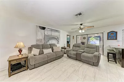 1520 Sunnyhills Drive, Brandon, FL 33510 - Photo 4