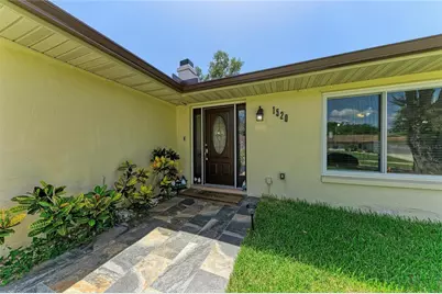 1520 Sunnyhills Drive, Brandon, FL 33510 - Photo 2