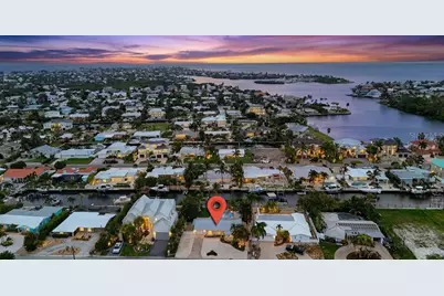 520 69th Street, Holmes Beach, FL 34217 - Photo 66