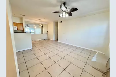 4802 51st Street W #102, Bradenton, FL 34210 - Photo 4