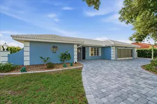 413 Signorelli Dr, Nokomis, FL 34275 - Photo 4