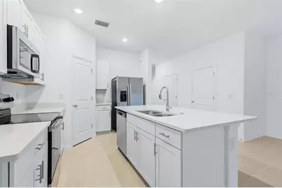 8417 Lunar Skye Street, Sarasota, FL 34241 - Photo 6