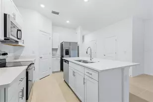 8417 Lunar Skye St, Sarasota, FL 34241 - Photo 6