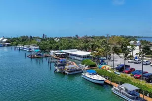 260 Hidden Bay Dr, Osprey, FL 34229 - Photo 56