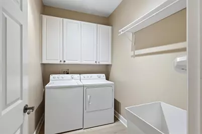 8050 Victoria Falls Circle, Sarasota, FL 34243 - Photo 26