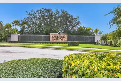 8050 Victoria Falls Circle, Sarasota, FL 34243 - Photo 44