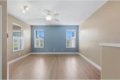 8050 Victoria Falls Circle, Sarasota, FL 34243 - Photo 16