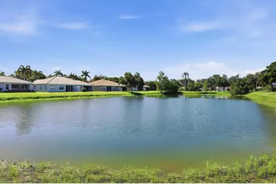8050 Victoria Falls Circle, Sarasota, FL 34243 - Photo 34