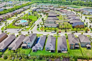 1407 Custer Bayou St, Ruskin, FL 33570 - Photo 50