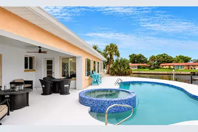 4223 Royal Palm Drive, Bradenton, FL 34210 - Photo 4