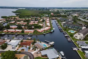 4223 Royal Palm Dr, Bradenton, FL 34210 - Photo 50