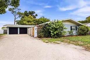 3408 17th Ave W, Bradenton, FL 34205 - Photo 2