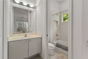 2686 Dick Wilson Dr, Sarasota, FL 34240 - Photo 26
