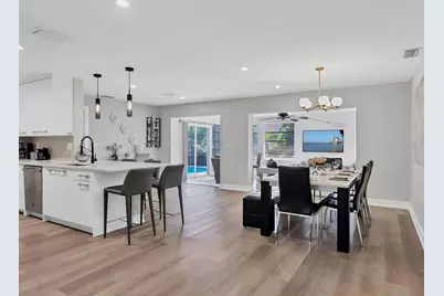 2428 Whippoorwill Circle, Sarasota, FL 34231 - Photo 6