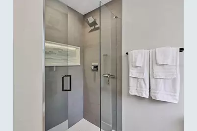 2428 Whippoorwill Circle, Sarasota, FL 34231 - Photo 24