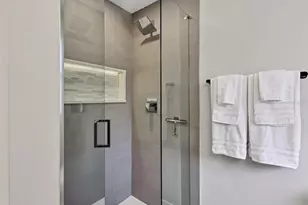 2428 Whippoorwill Cir, Sarasota, FL 34231 - Photo 24