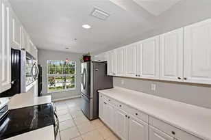 7092 Strand Cir, Bradenton, FL 34203 - Photo 10