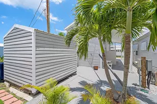 4 Basin St, Palmetto, FL 34221 - Photo 24