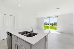 14052 Lilac Sky Ter, Bradenton, FL 34211 - Photo 8