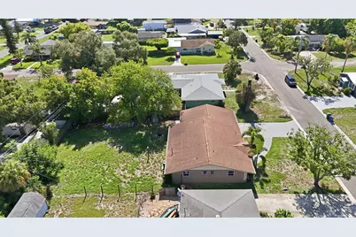 2404 22nd Avenue W, Bradenton, FL 34205 - Photo 36