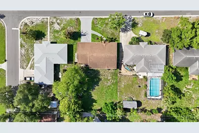 2404 22nd Avenue W, Bradenton, FL 34205 - Photo 4