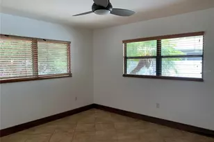 2436 Waldemere St, Sarasota, FL 34239 - Photo 14