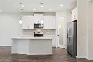 8621 Rain Song Rd, Sarasota, FL 34238 - Photo 10