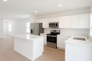 13005 Red Deer Pl, Parrish, FL 34219 - Photo 2