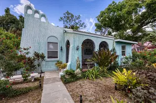 1370 13th St, Sarasota, FL 34236 - Photo 1