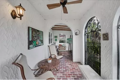 1370 13th Street, Sarasota, FL 34236 - Photo 4