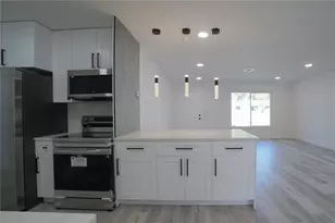 1461 Royal Rd, Venice, FL 34293 - Photo 18